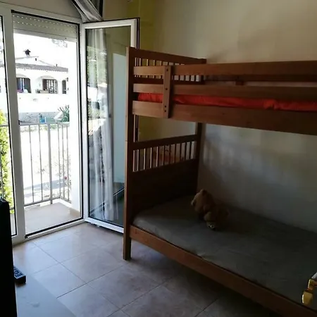 Rosario Nyaraló L' Escala
